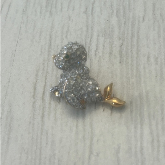 retired Swarovski baby seal pin or tie tack - Picture 2 of 3